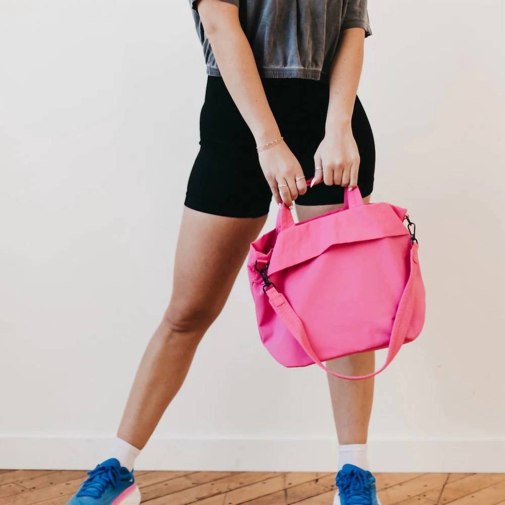 NEW PRETTY SIMPLE carrie catch all shoulder tote bag in pink